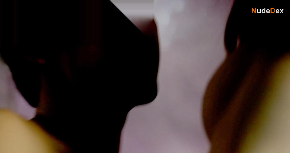 Sophie Lowe in Road Kill, photo 2