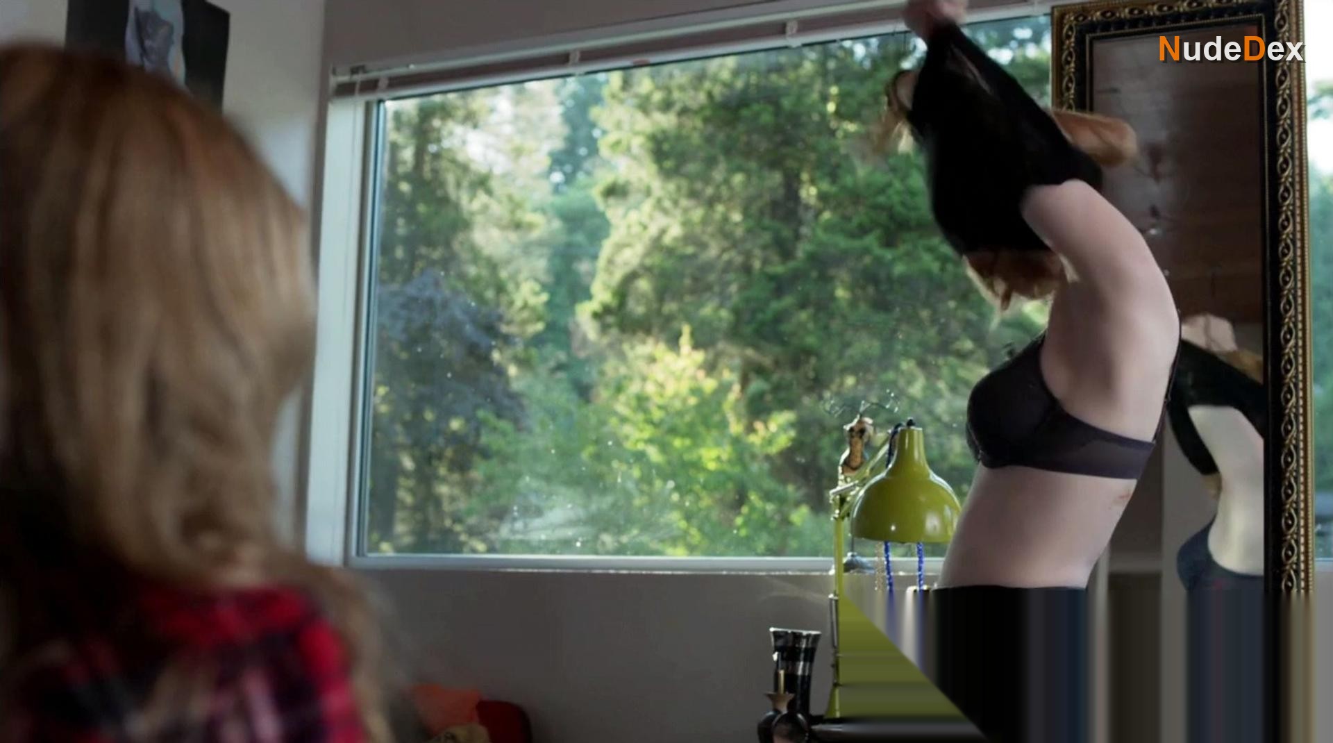 Sophie Lowe in The Returned, photo 3