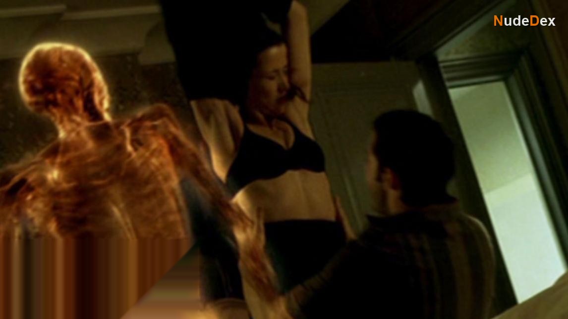 Sophie Marceau in Belphegor Phantom Of The Louvre, photo 7