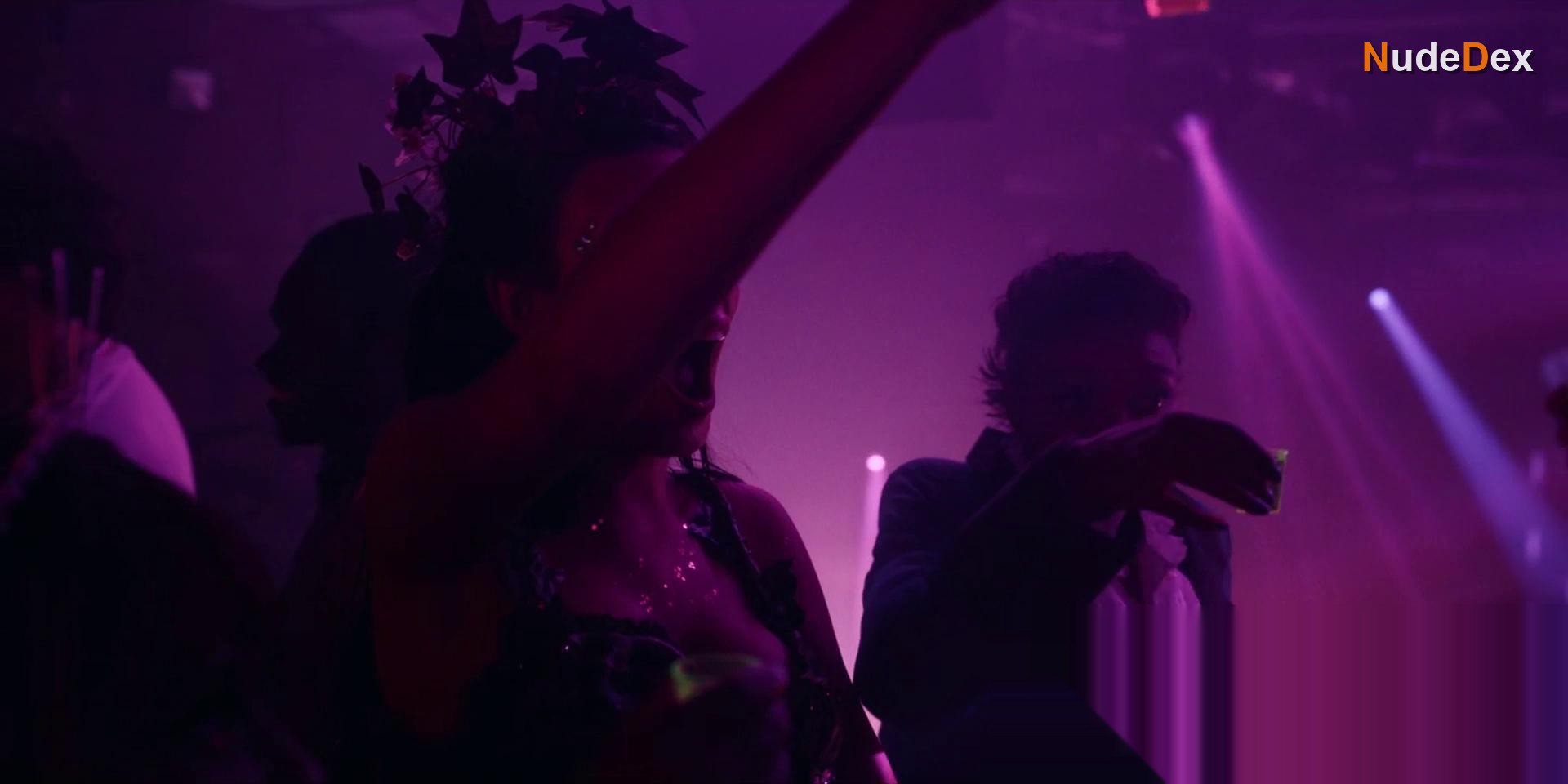 Everything Now in Everything Now, photo 7