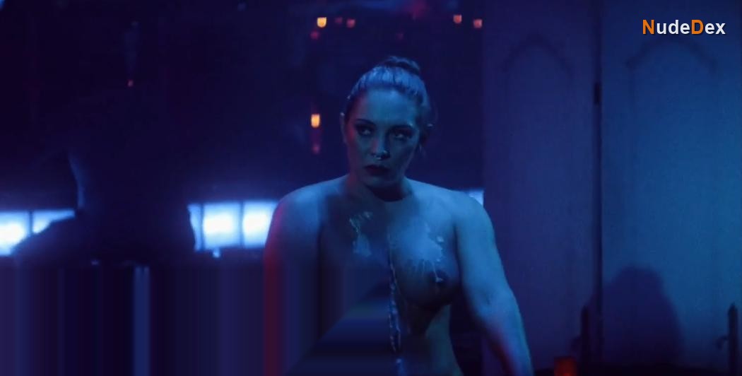 Soraya Wells in Les Paradis De Diane, photo 1