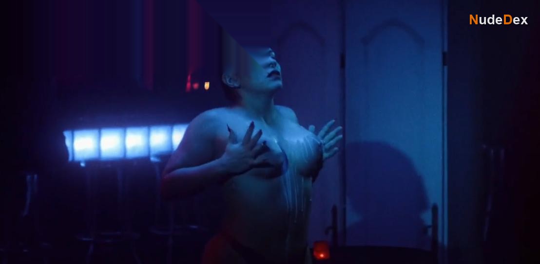 Soraya Wells in Les Paradis De Diane, photo 6
