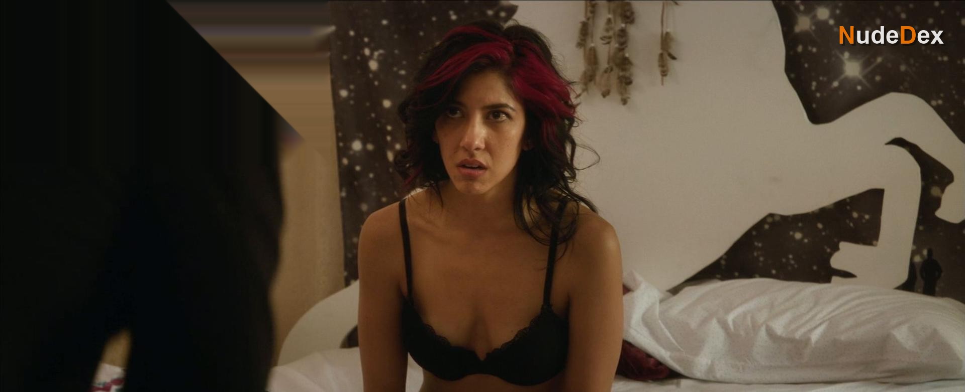Stephanie Beatriz in Half Magic, photo 16