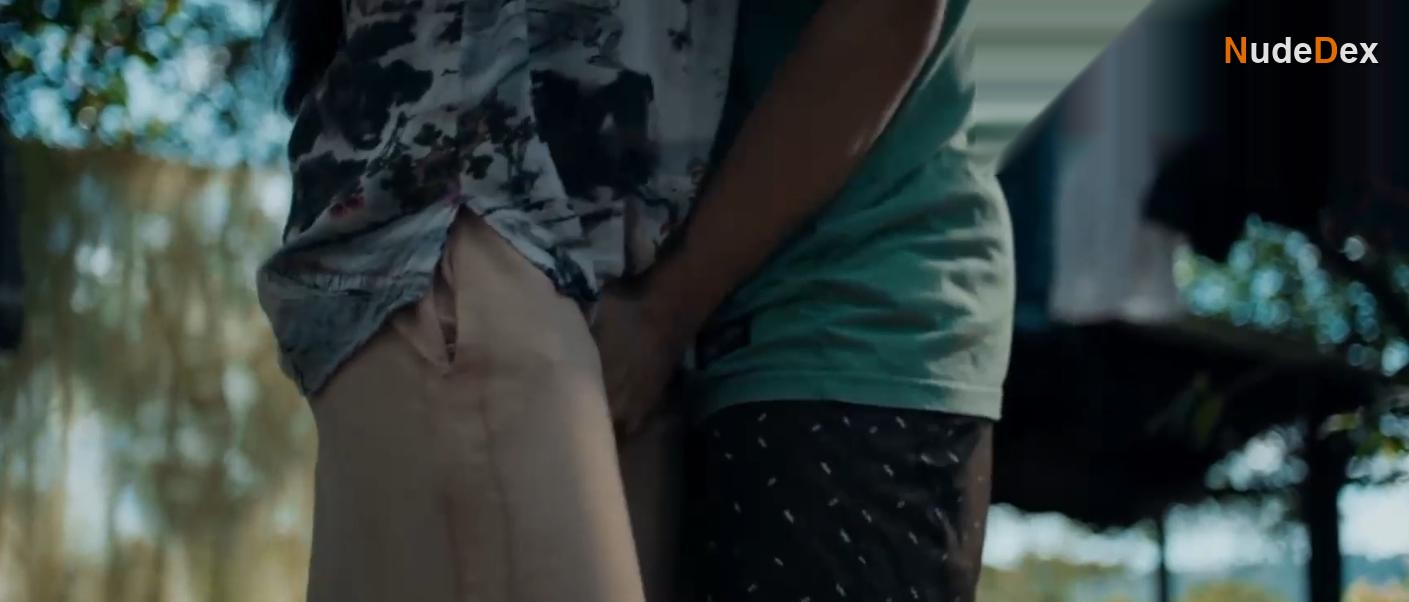 Sue Prado in Your Mother's Son, photo 6