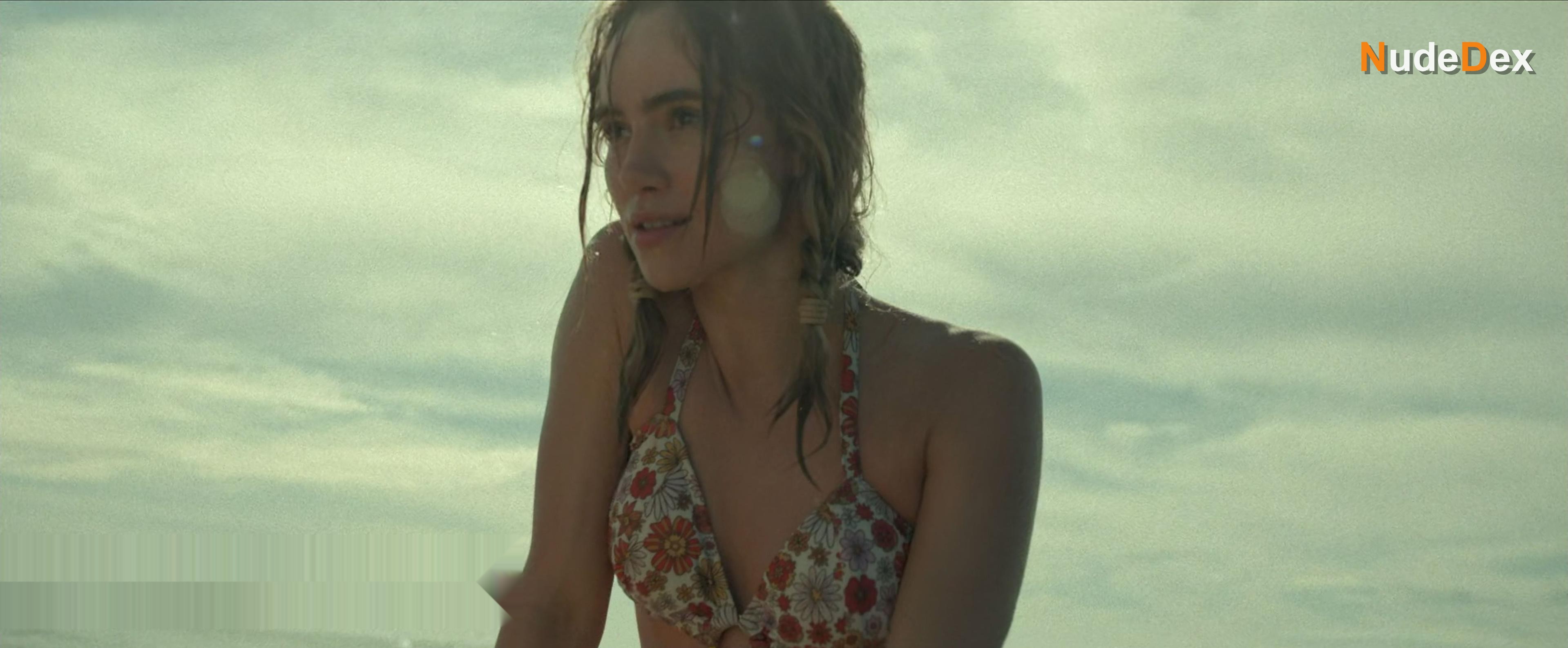 Suki Waterhouse in Daisy Jones The Six, photo 5