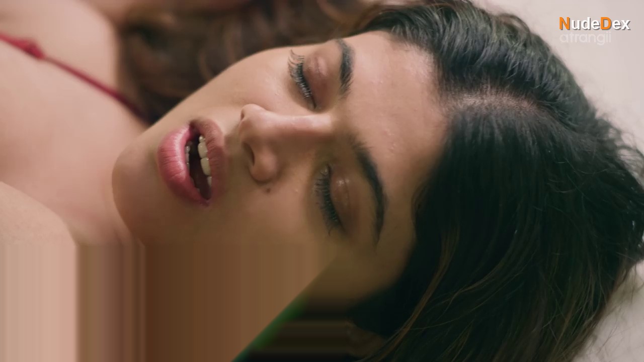 Sunila Karambelkar in Ishqneeti, photo 40