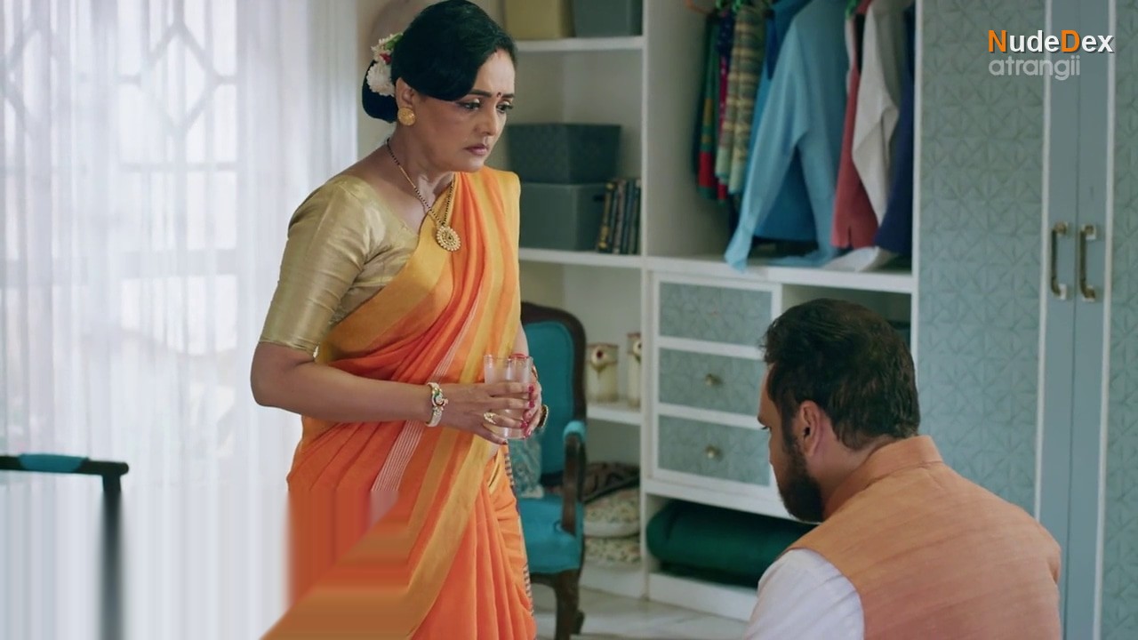 Sunila Karambelkar in Ishqneeti, photo 45