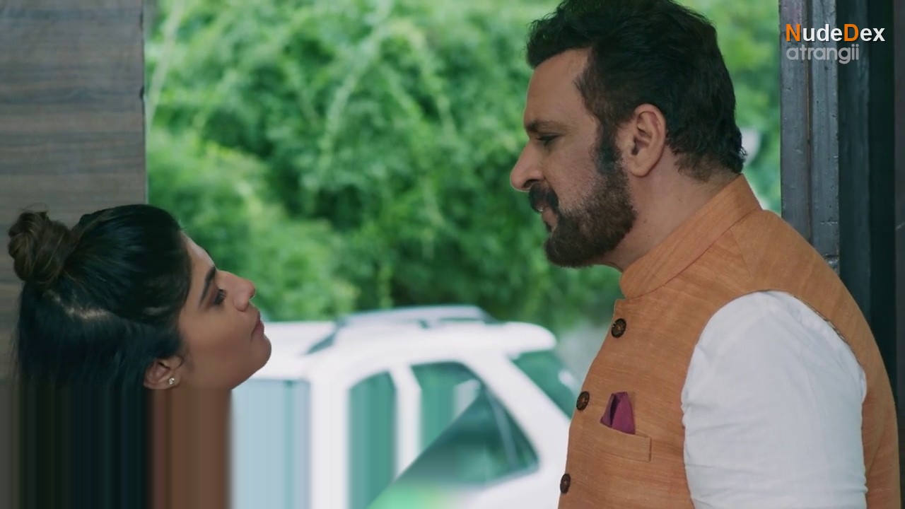 Sunila Karambelkar in Ishqneeti, photo 64