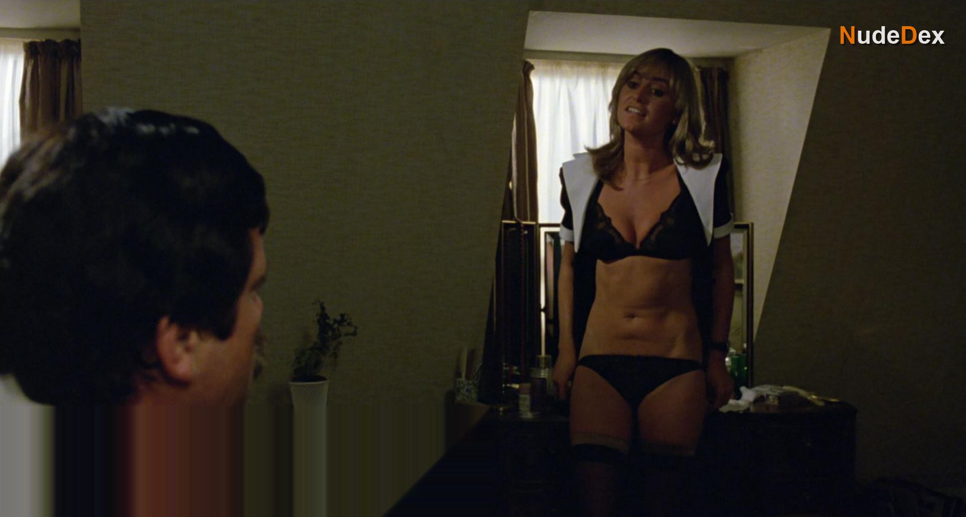 Neda Arneric in Venom