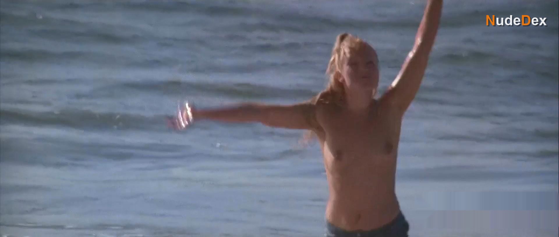 Susie Porter in Welcome To Woop Woop, photo 2