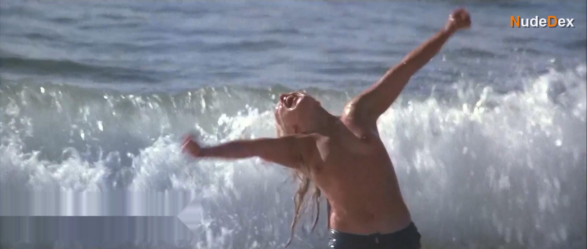 Susie Porter in Welcome To Woop Woop, photo 8