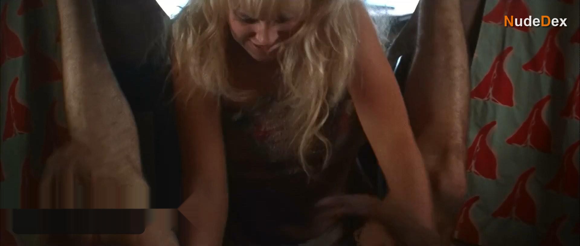 Susie Porter in Welcome To Woop Woop, photo 12