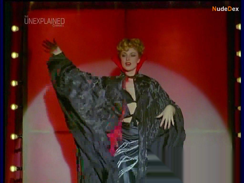 Suzanna Willis in The Monster Club, photo 2