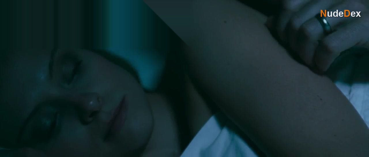 Suzanne Lenz in The Desiring, photo 2