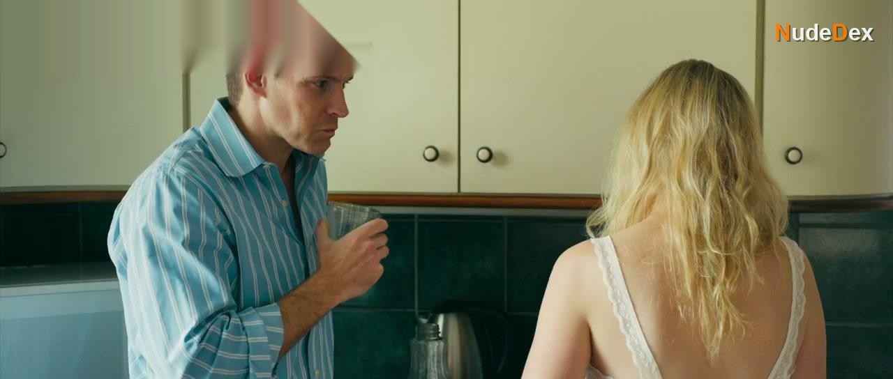 Suzanne Lenz in The Desiring, photo 46