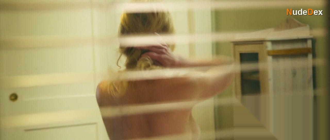Suzanne Lenz in The Desiring, photo 54
