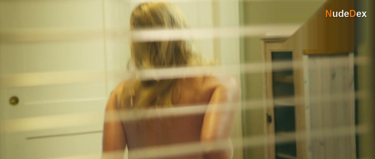 Suzanne Lenz in The Desiring, photo 59