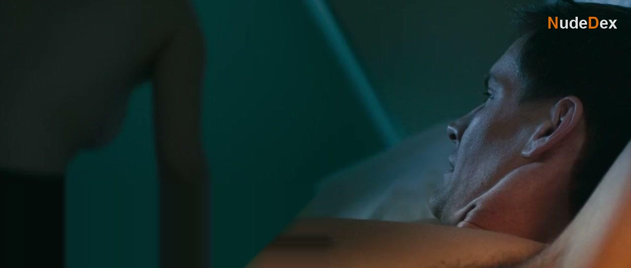 Suzanne Lenz in The Desiring, photo 62