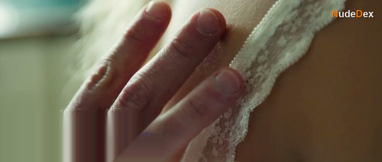 Suzanne Lenz in The Desiring, photo 63