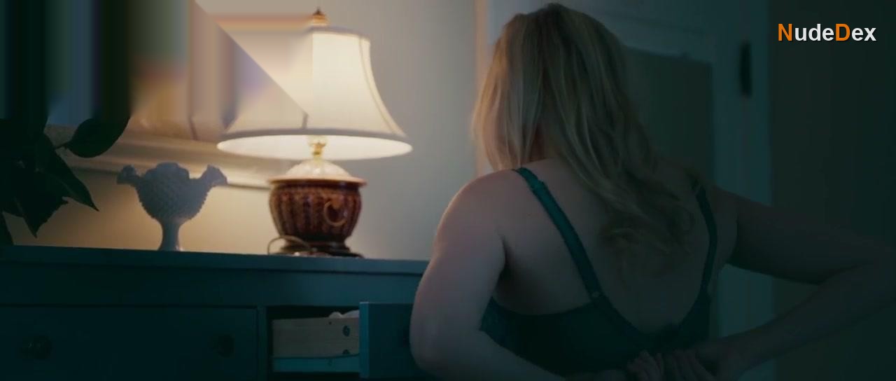 Suzanne Lenz in The Desiring, photo 78