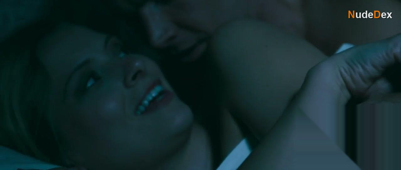 Suzanne Lenz in The Desiring, photo 82