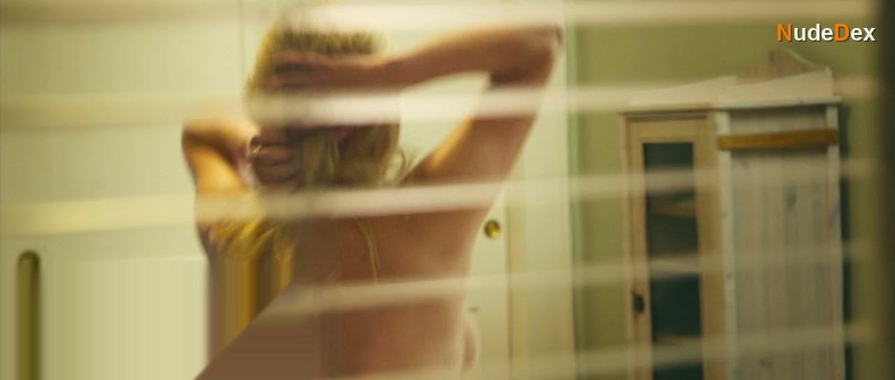 Suzanne Lenz in The Desiring, photo 83