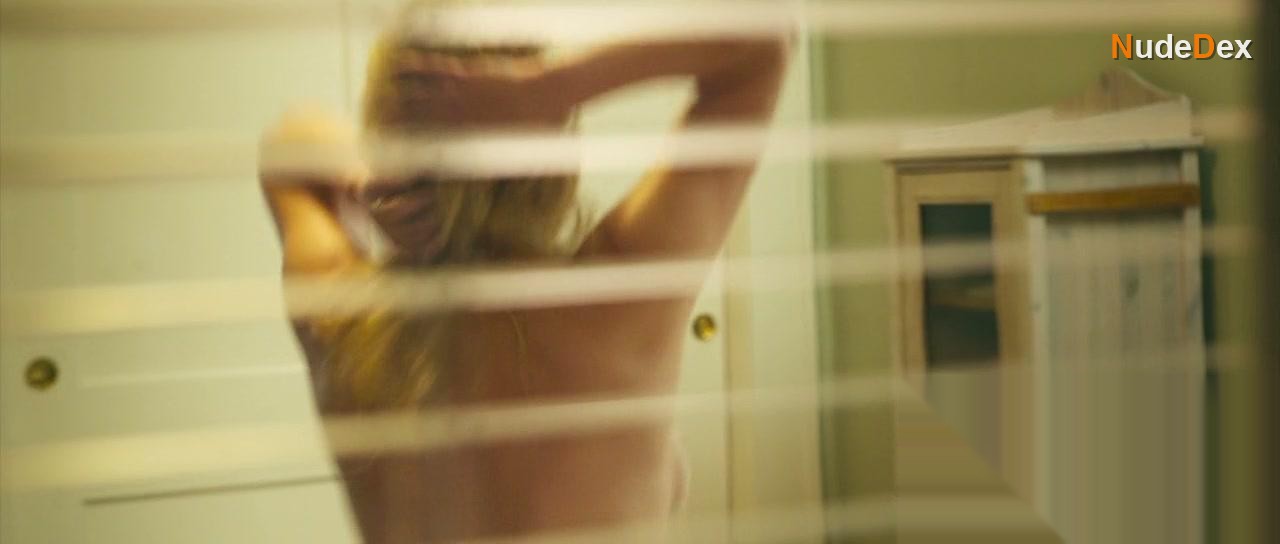 Suzanne Lenz in The Desiring, photo 112
