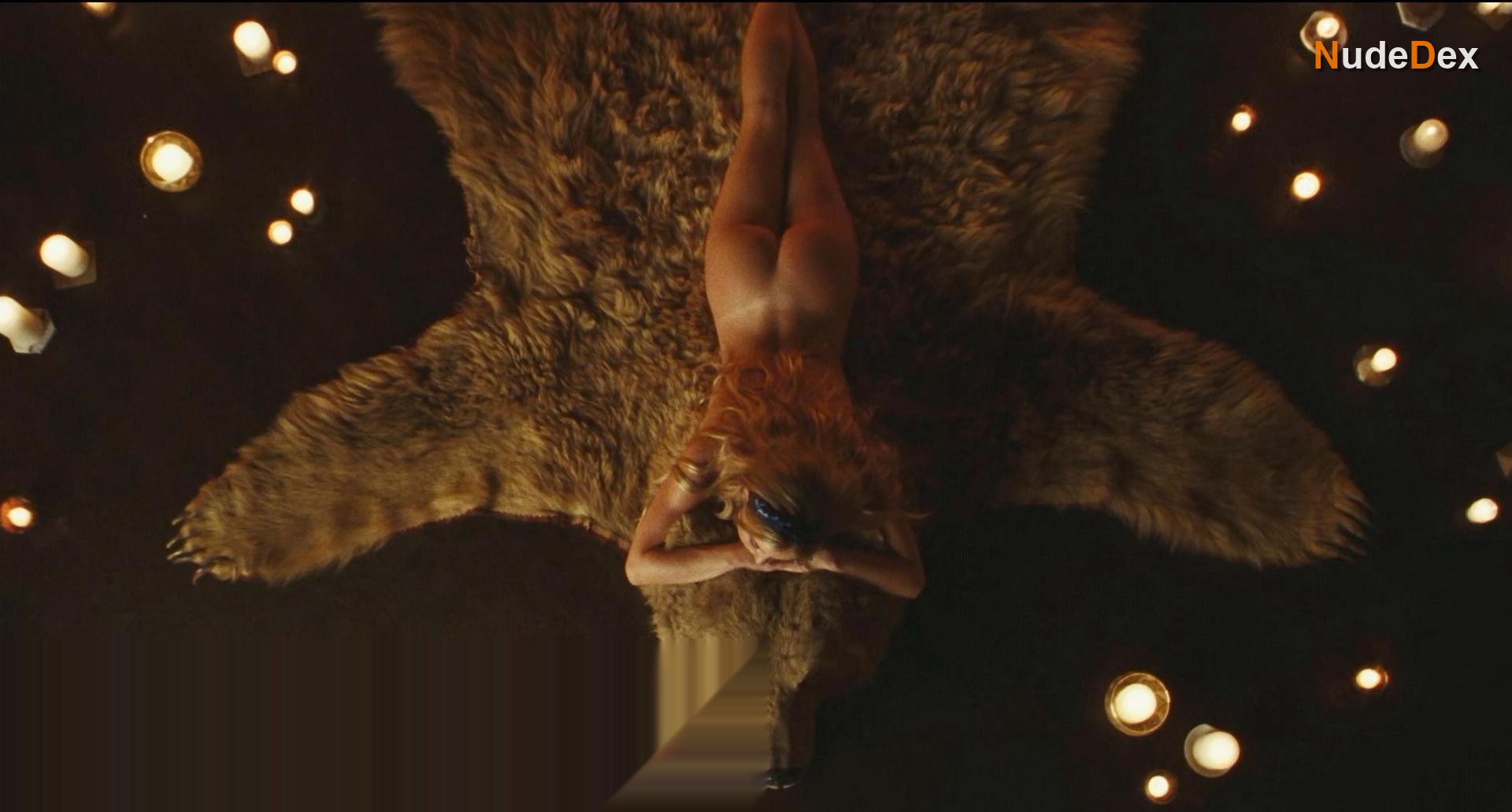 Sydney Sweeney in Euphoria, photo 49