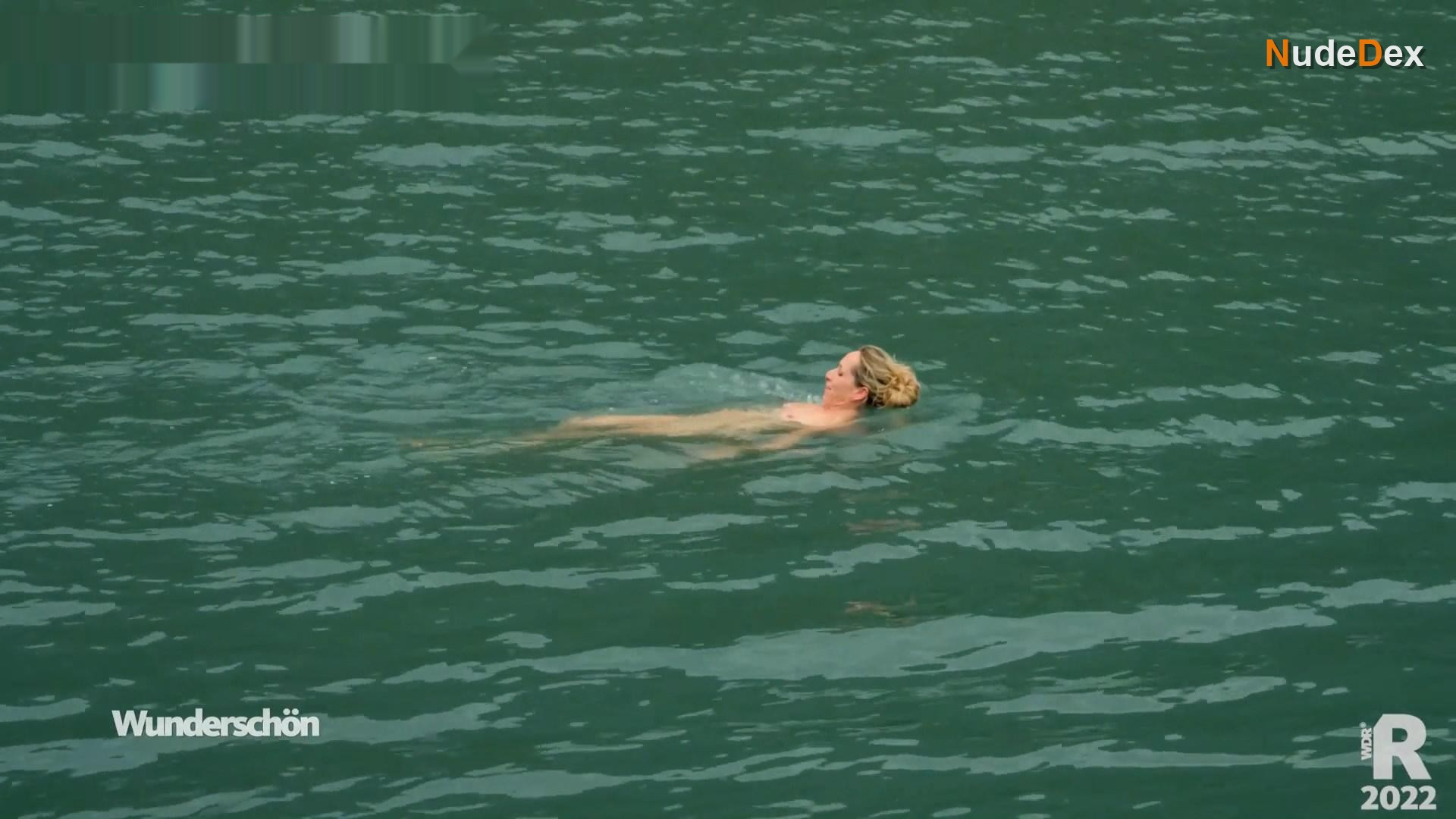 Tamina Kallert in Wunderschon Norwegen, photo 3