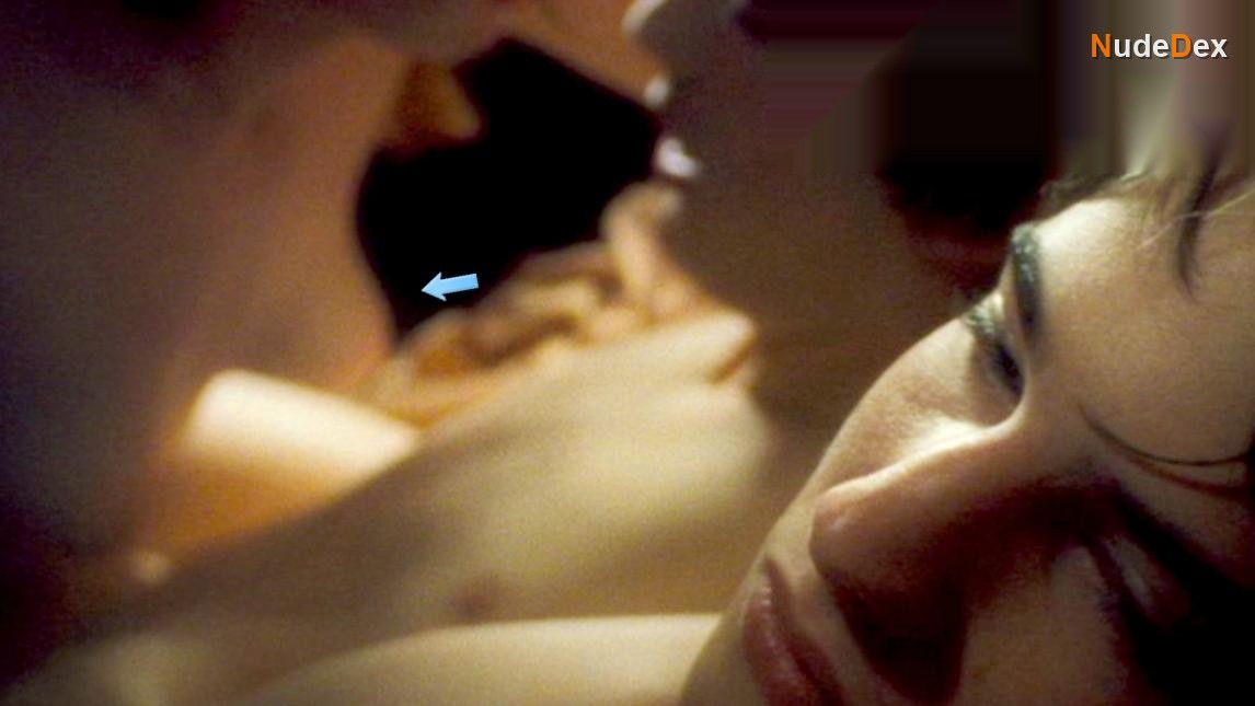 Tania Emery in Brothers Of The Head, photo 2