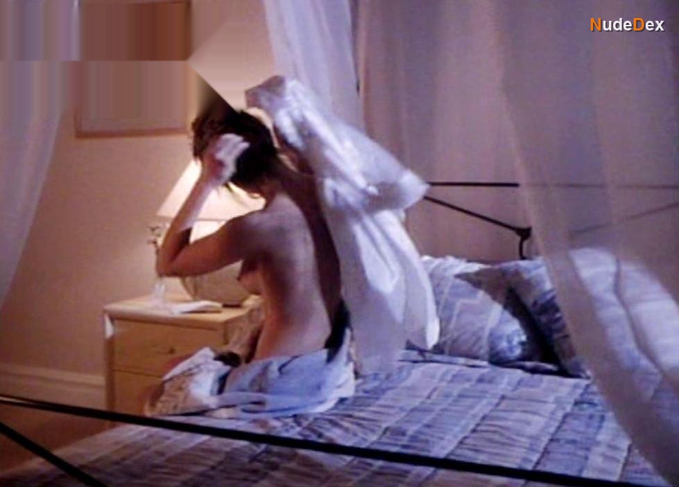 Tanya Roberts in Night Eyes, photo 1