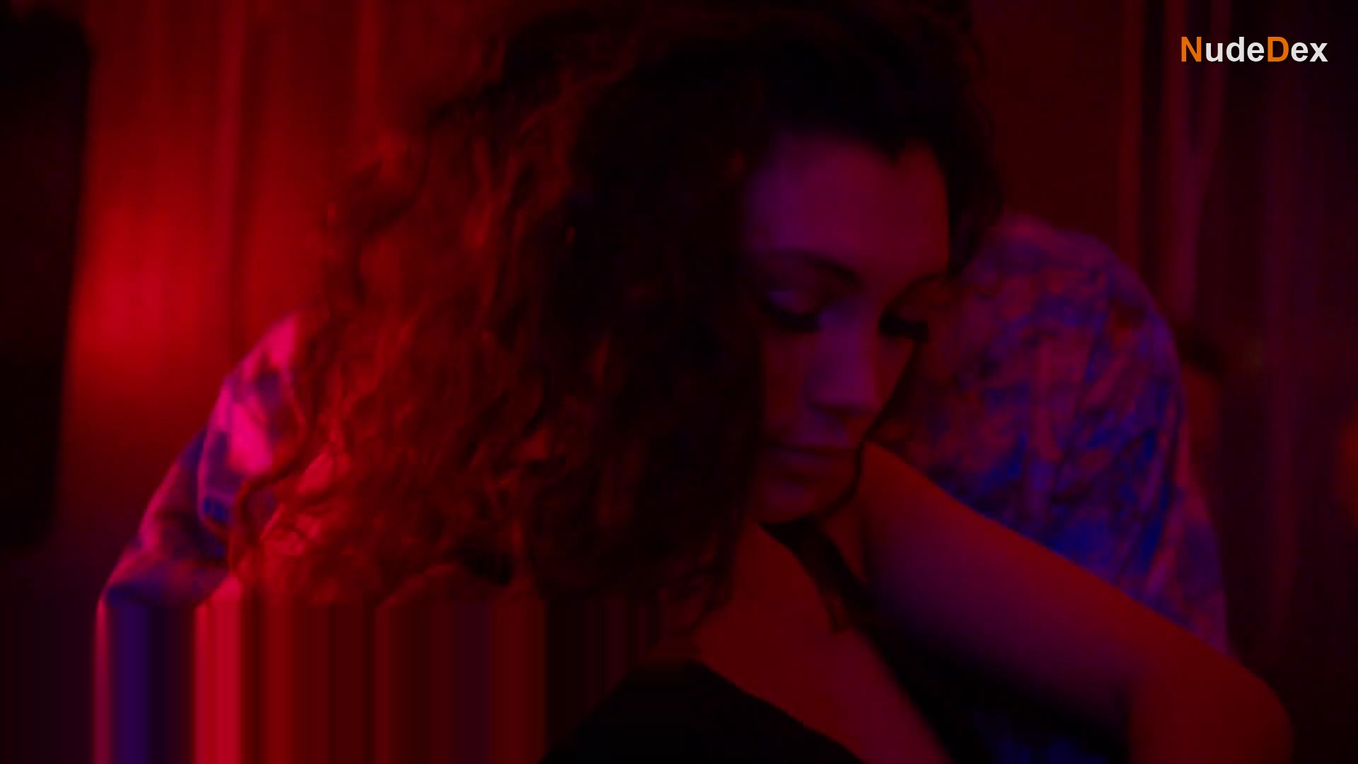Tara Hetharia in Follow De Soa, photo 22