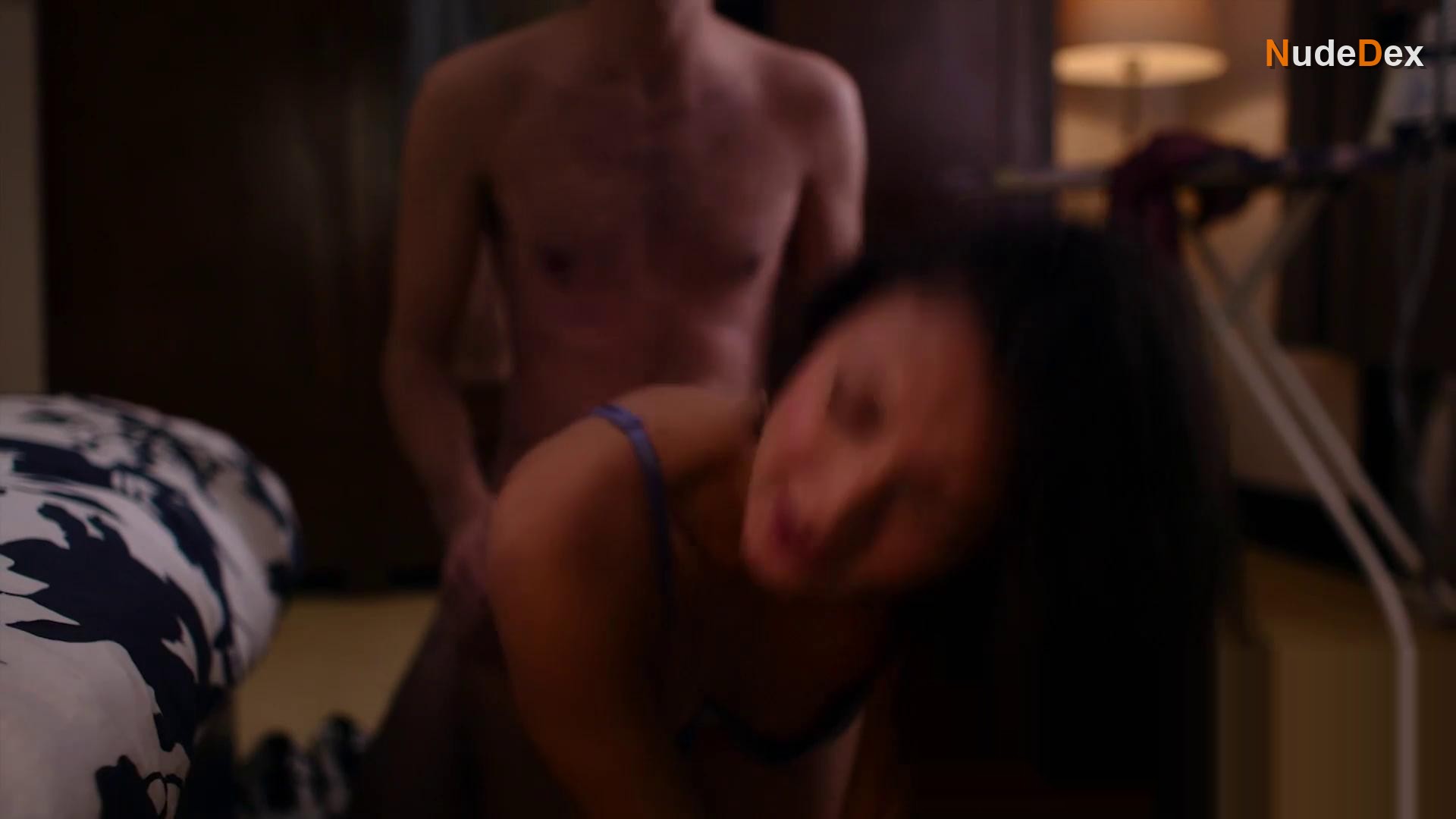 Tara Hetharia in Follow De Soa, photo 42