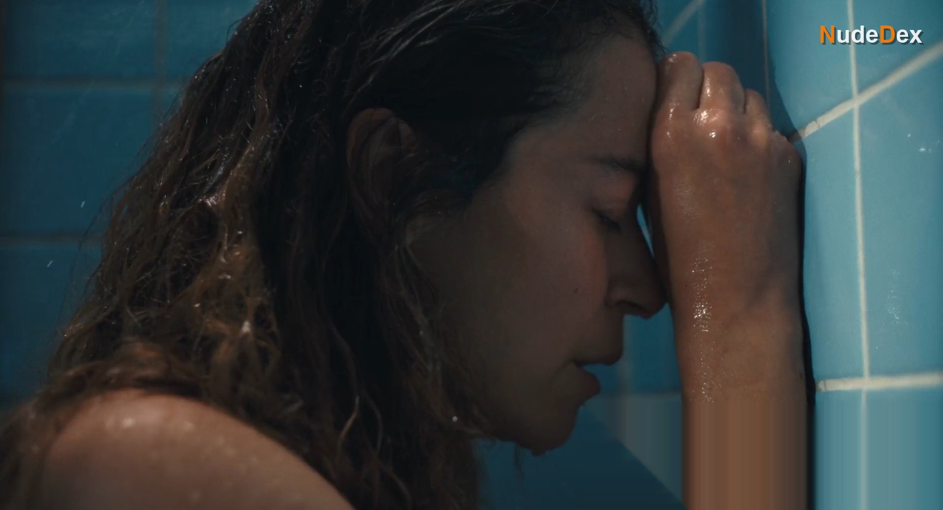Tatiana Maslany in Maximum Pleasure Guaranteed, photo 1
