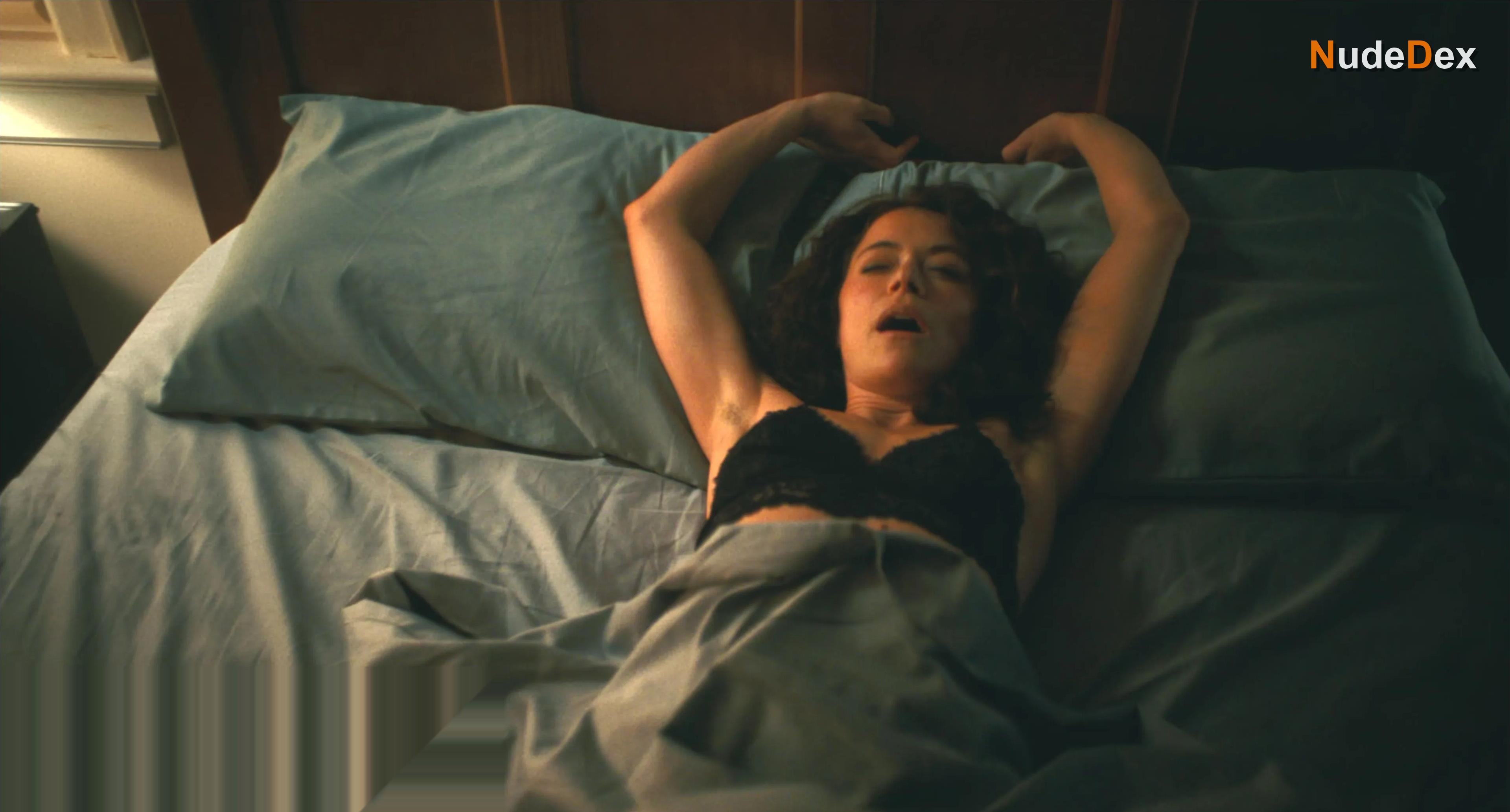 Tatiana Maslany in Maximum Pleasure Guaranteed, photo 4