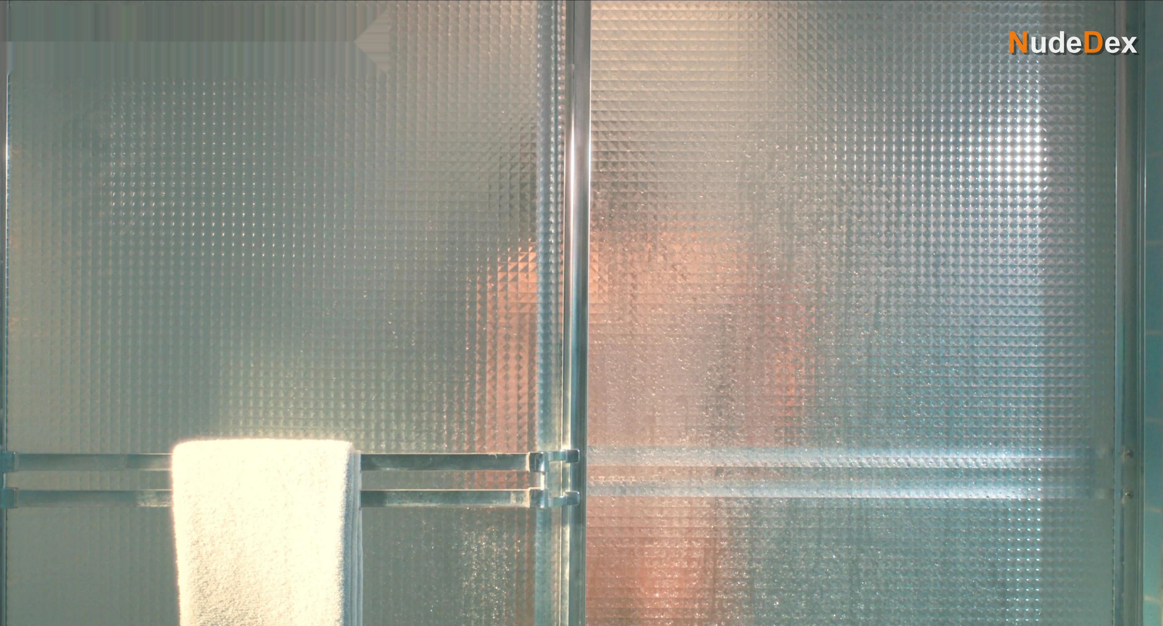 Tatiana Maslany in Maximum Pleasure Guaranteed, photo 11