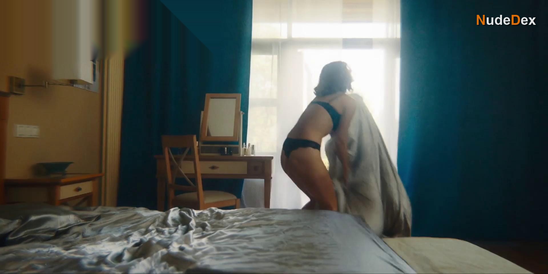 Tatyana Tausheva in Ostatsya Druzyami, photo 3