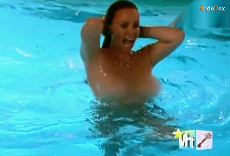 Tawny Kitaen in The Surreal Life, photo 1