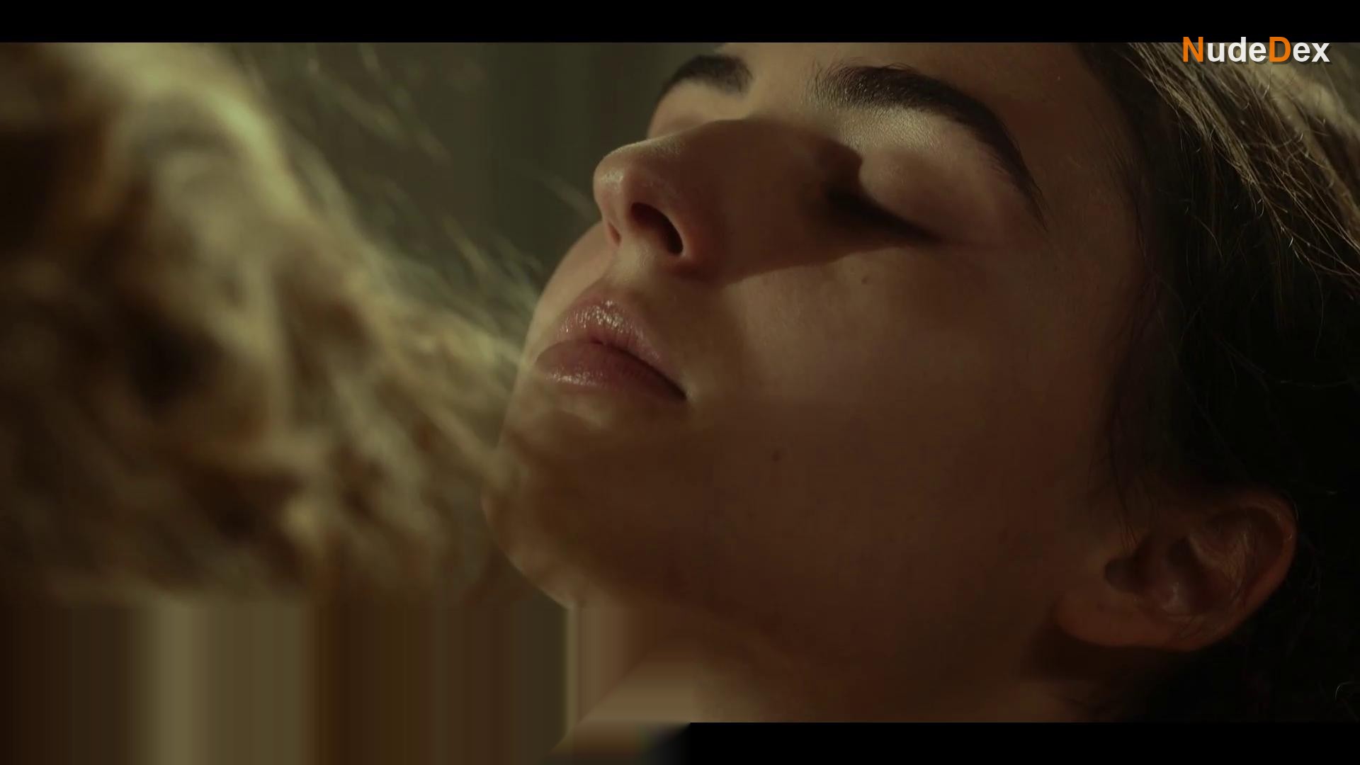 Tecla Insolia in The Art Of Joy, photo 10