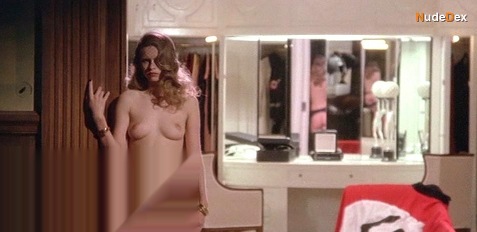 Teresa Ann Savoy in Salon Kitty, photo 18