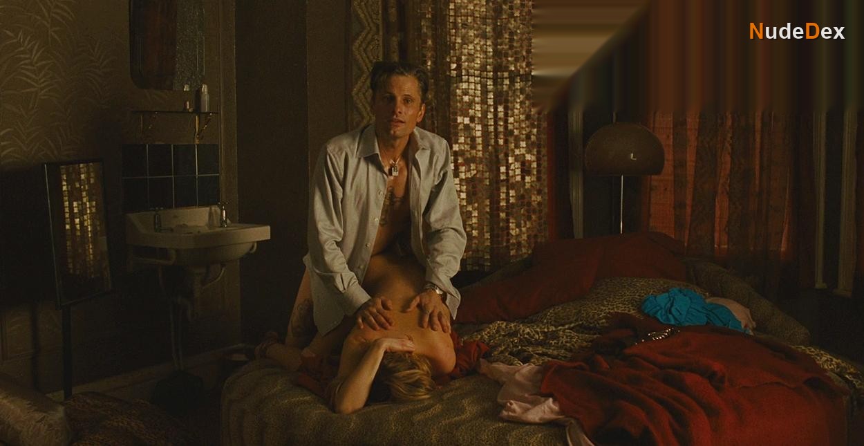 Tereza Srbova in Eastern Promises, photo 4