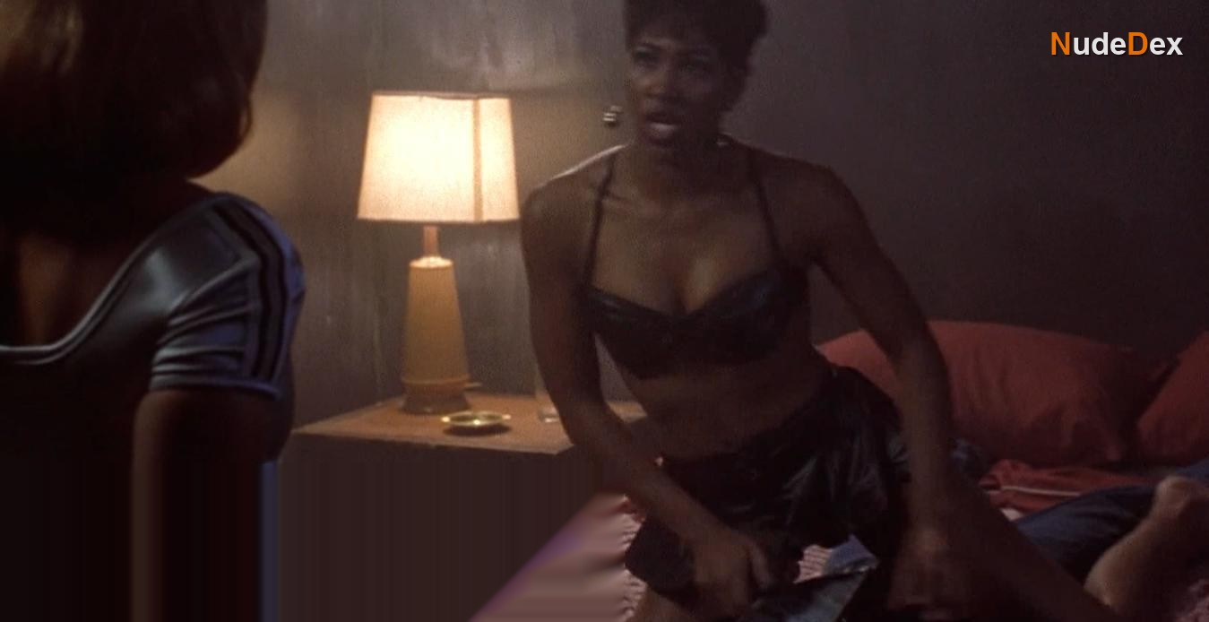 Terri J. Vaughn in Excessive Force Ii Force On Force, photo 3