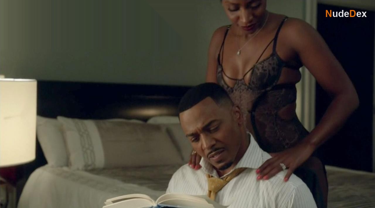 Teyonah Parris in Survivor's Remorse, photo 9