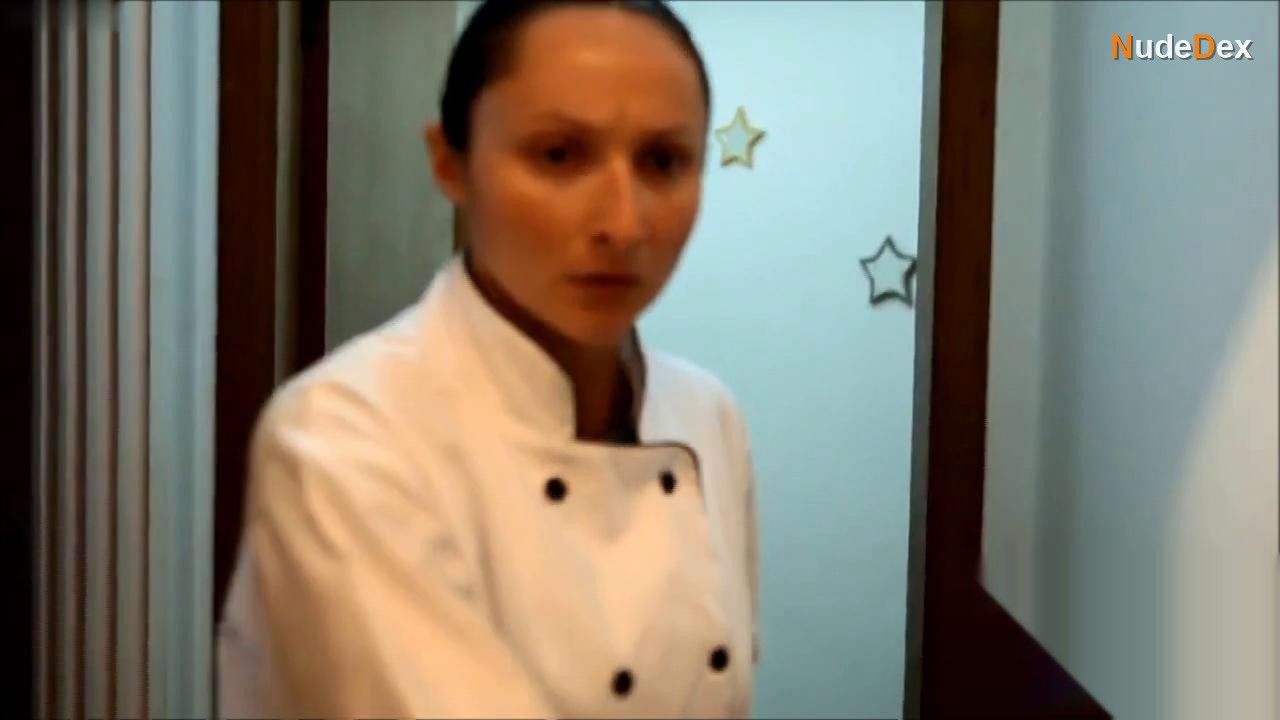 Thais Povoa in Ageusia, photo 4
