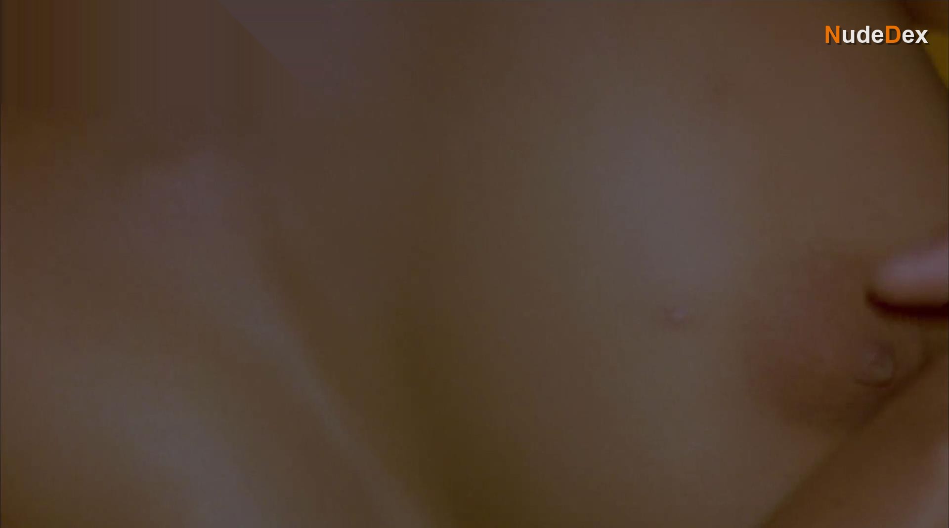 Thandie Newton in Besieged, photo 6