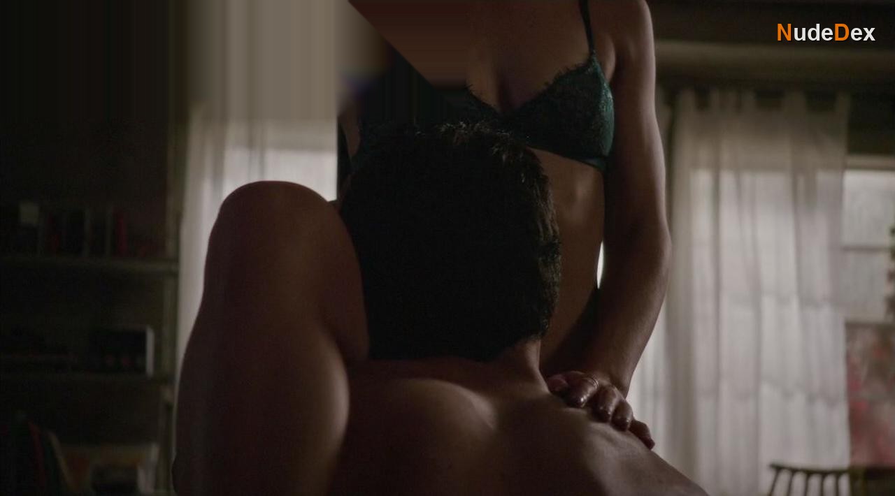 Tiffany Dupont in Murder In The First, photo 1