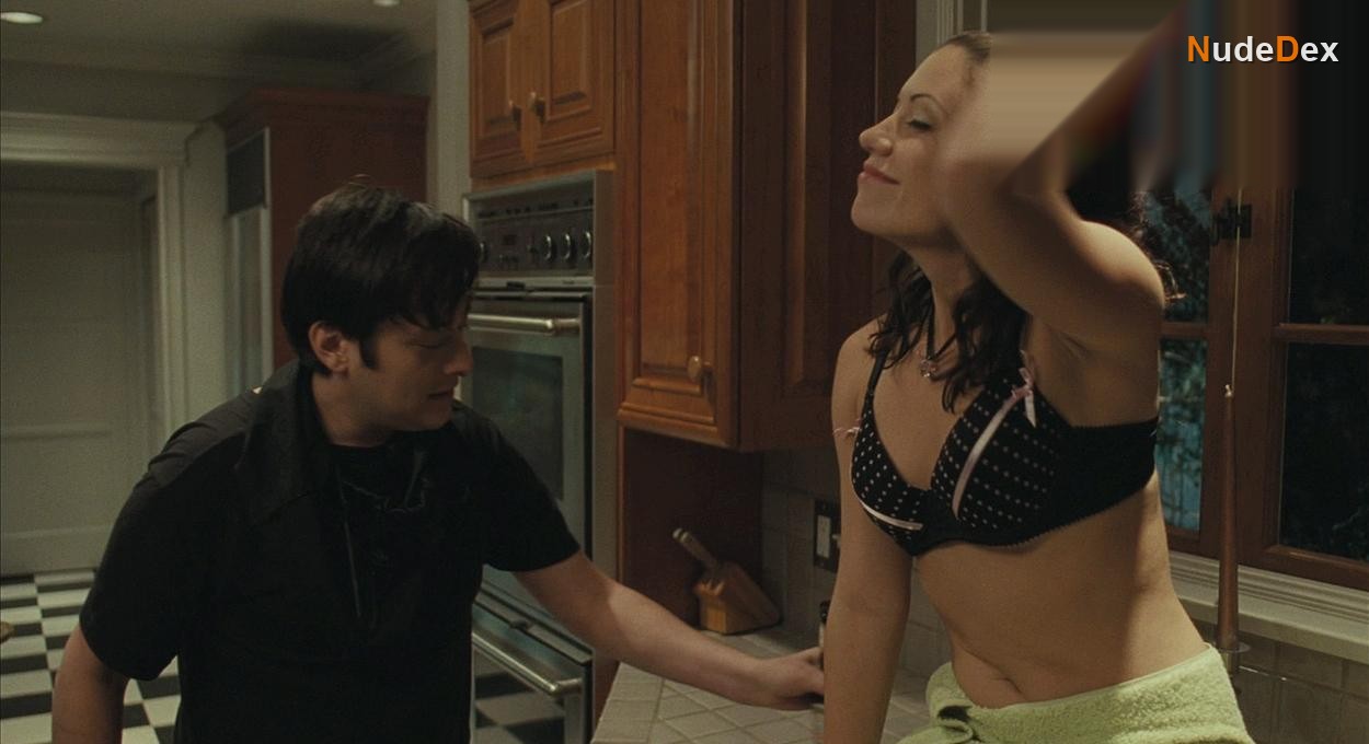 Tiffany Shepis in Dark Reel, photo 3
