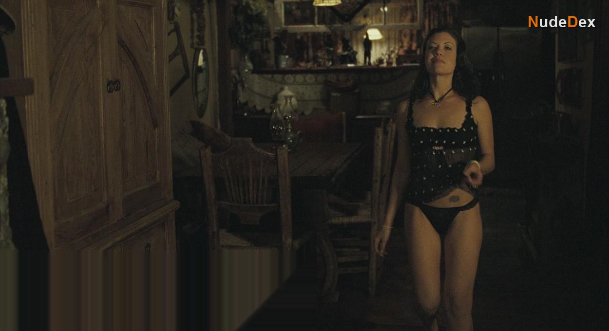 Tiffany Shepis in Dark Reel, photo 10