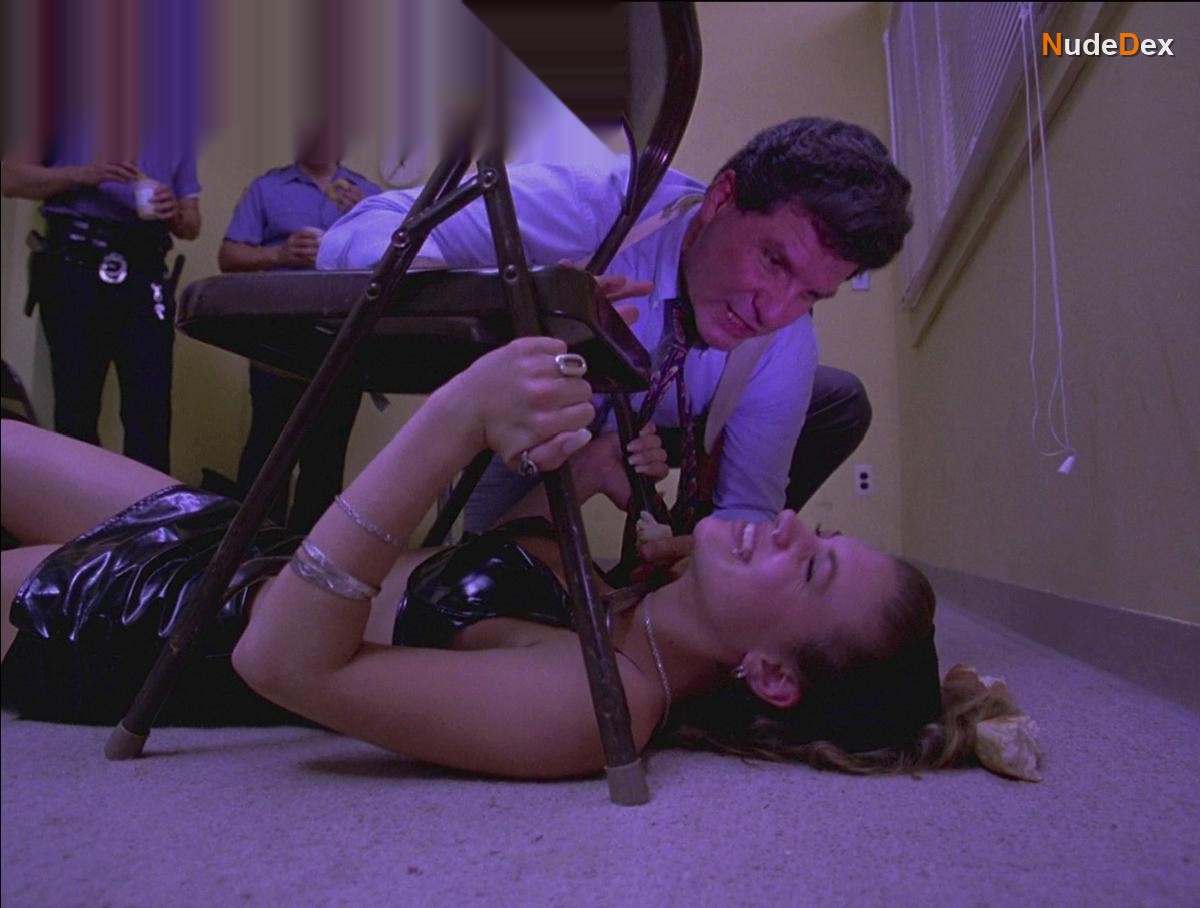 Tiffany Shepis in Tromeo And Juliet, photo 3