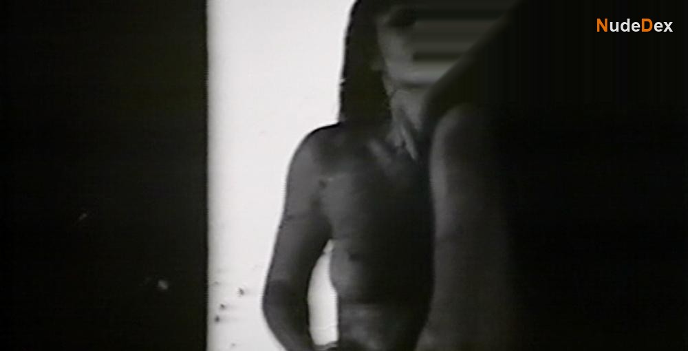 Tina Aumont in The Howl, photo 3